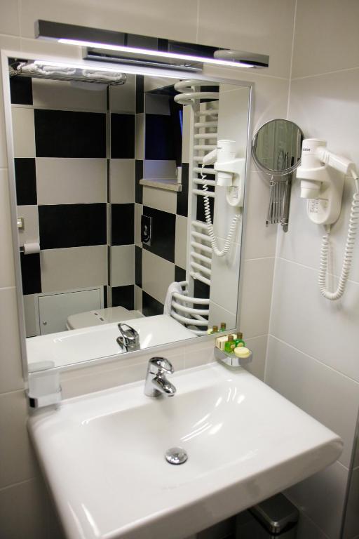 Hotel Anna Junior Târgu Jiu Chambre photo