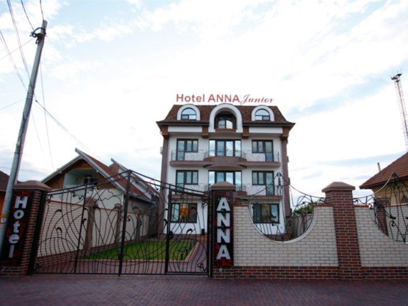 Hotel Anna Junior Târgu Jiu Extérieur photo