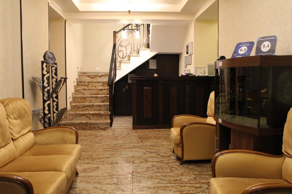 Hotel Anna Junior Târgu Jiu Extérieur photo