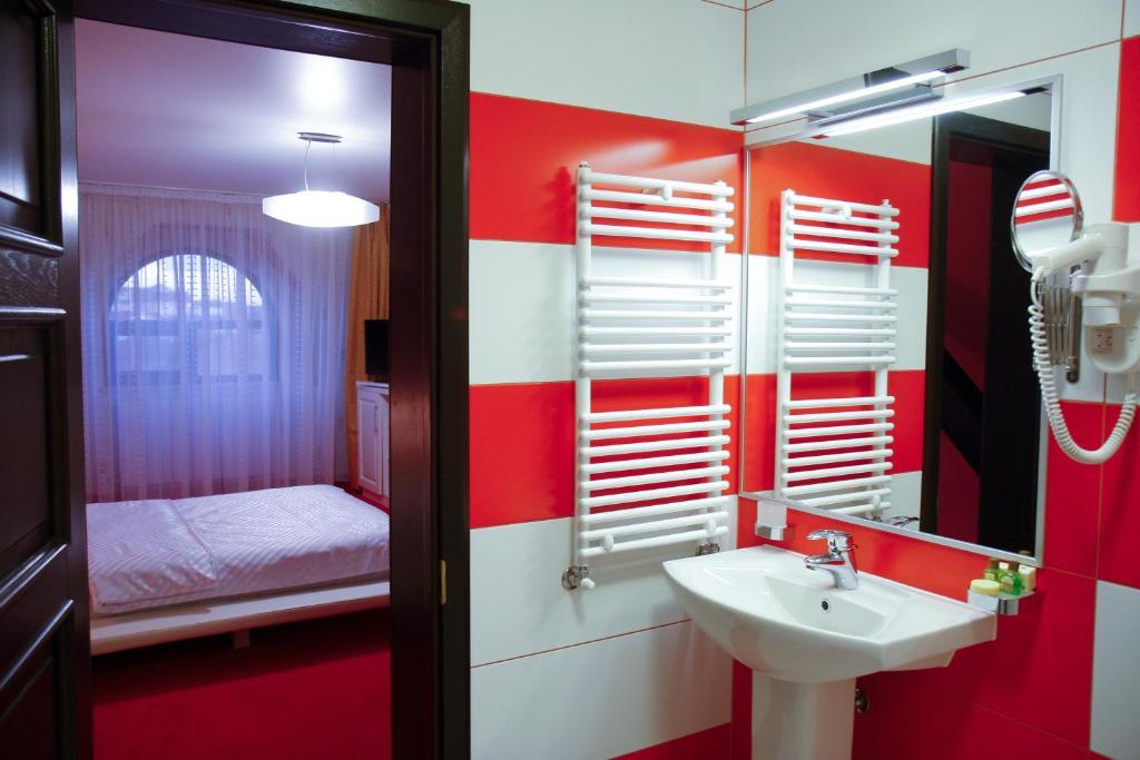 Hotel Anna Junior Târgu Jiu Chambre photo